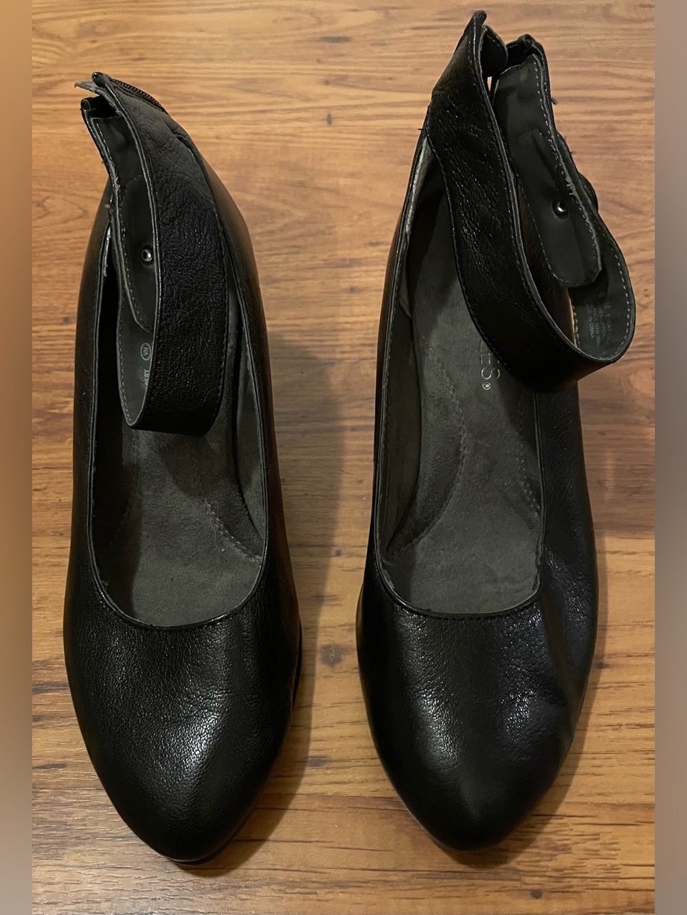 Black Ankle-Strap Women’s Pumps